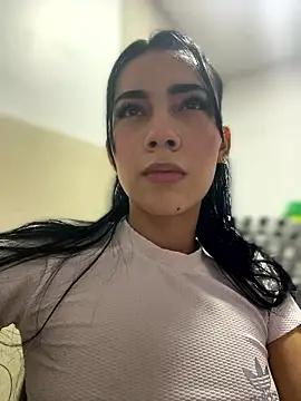 Aliison1  online show from January 17, 2026, 6:33 pm