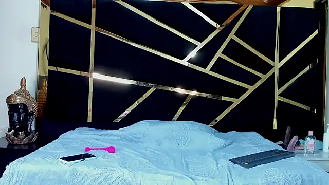 RossyAlvarez online show from February 10, 2026, 3:54 am