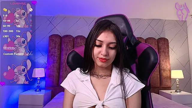 Snapshot of ShadowLune chatting on March 28, 2026, 8:08 pm ShadowLune online show from March 28, 2026, 8:08 pm