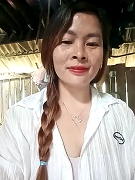 Bling sexy online show from April 1, 2026, 3:40 am