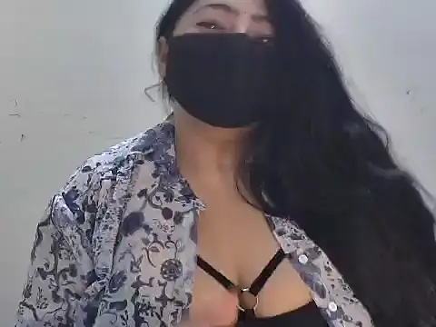 Snapshot of GaggingGirl_ chatting on May 30, 2026, 12:35 pm GaggingGirl online show from May 30, 2026, 12:35 pm