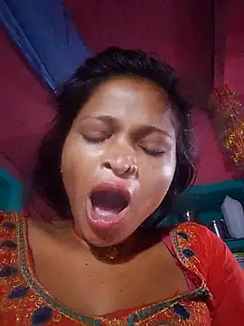 Snapshot of Jyoti_rathor chatting on July 12, 2026, 11:29 pm Jyoti rathor online show from July 12, 2026, 11:29 pm