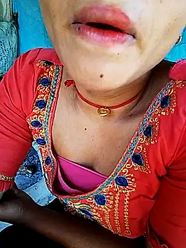 Snapshot of Jyoti_rathor chatting on August 2, 2026, 1:59 am Jyoti rathor online show from August 2, 2026, 1:59 am