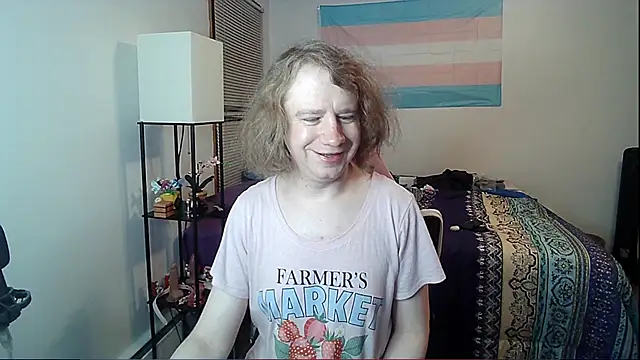 VanFairy526 online show from April 5, 2026, 9:39 am