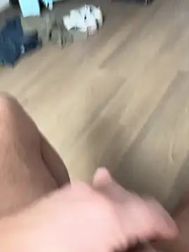 longdong00789 online show from April 18, 2026, 10:52 am