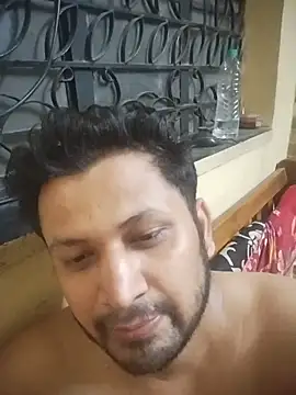 Snapshot of Pravin9562 chatting on April 17, 2026, 7:28 pm Pravin9562 online show from April 17, 2026, 7:28 pm