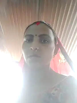 Snapshot of Juli_rathore chatting on June 28, 2026, 4:18 am Juli rathore online show from June 28, 2026, 4:18 am