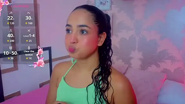 Snapshot of Emma_Thompssonn chatting on May 27, 2026, 12:13 pm Emma Thompssonn online show from May 27, 2026, 12:13 pm