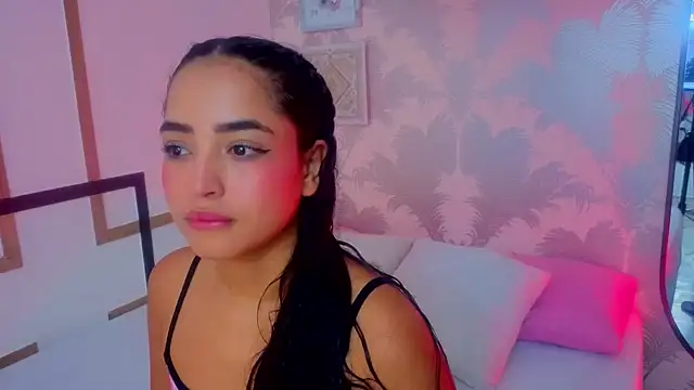 Snapshot of Emma_Thompssonn chatting on June 2, 2026, 12:29 pm Emma Thompssonn online show from June 2, 2026, 12:29 pm