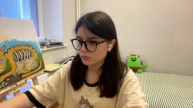 Snapshot of SaintMari chatting on July 19, 2026, 2:21 pm SaintMari online show from July 19, 2026, 2:21 pm