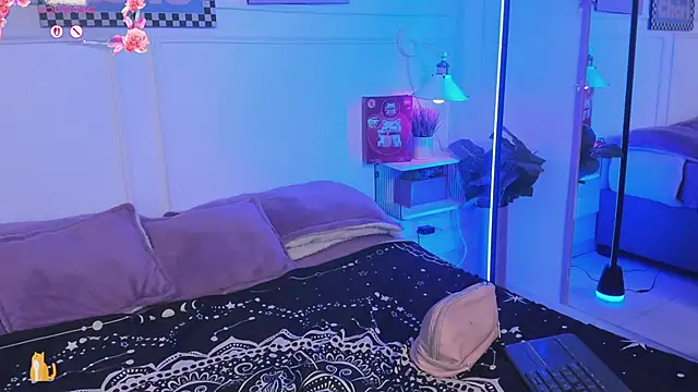 Rosy Sweet online show from March 16, 2026, 7:40 pm