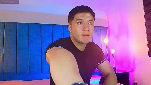 Alexander Connor online show from March 26, 2026, 12:00 pm