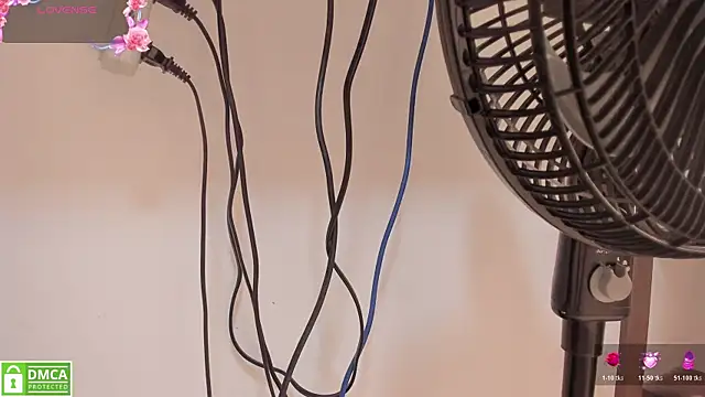 Zamahara Rodriguez online show from March 8, 2026, 7:50 pm