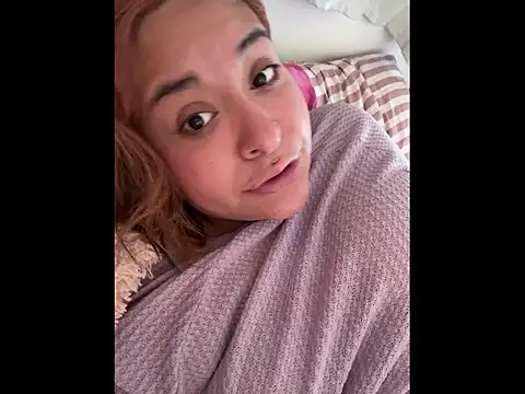 Nailealipsglossy online show from February 18, 2026, 3:08 pm