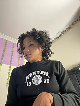 Snapshot of Ebony_love07 chatting on June 20, 2026, 1:52 am Ebony love07 online show from June 20, 2026, 1:52 am