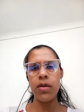 mitzukywinteer online show from March 25, 2026, 8:15 pm