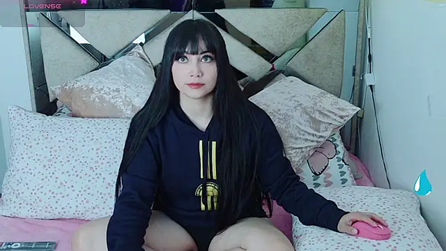 Snapshot of Sabrinaaa__ chatting on July 7, 2026, 3:27 pm Sabrinaaa online show from July 7, 2026, 3:27 pm