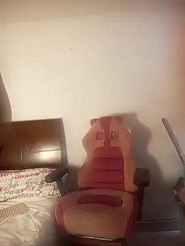 Snapshot of Elena_sweet1 chatting on February 18, 2026, 1:40 pm Elena sweet1 online show from February 18, 2026, 1:40 pm