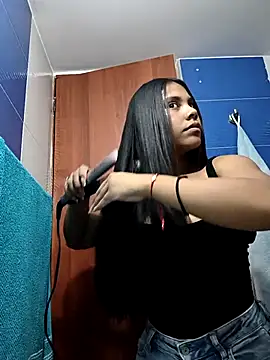 Snapshot of katha044 chatting on February 3, 2026, 5:40 pm katha044 online show from February 3, 2026, 5:40 pm