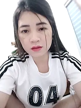 Snapshot of LoveLillyy69 chatting on February 28, 2026, 2:07 pm LoveLillyy69 online show from February 28, 2026, 2:07 pm