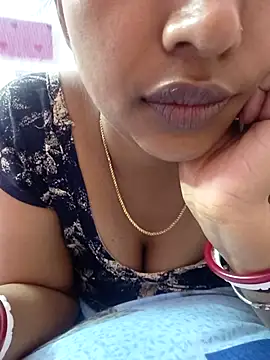 Hot-Tinaa online show from March 24, 2026, 12:37 am