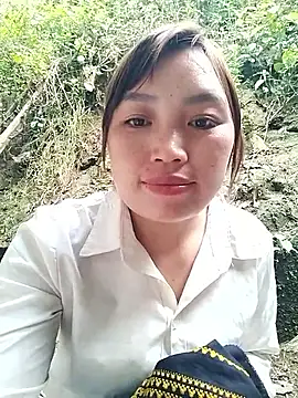 Snapshot of lia-coy chatting on March 27, 2026, 8:37 am lia-coy online show from March 27, 2026, 8:37 am