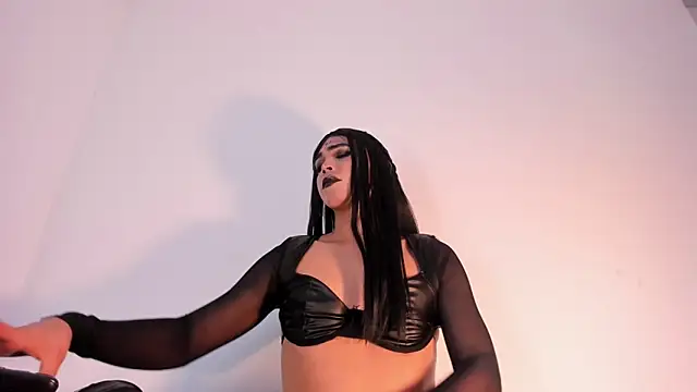 naughtylizeth  online show from February 22, 2026, 8:46 am