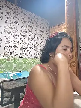 LoveSammantha24xxx online show from June 25, 2026, 6:07 am