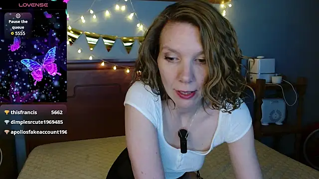 Snapshot of Daisy_Lovely chatting on March 20, 2026, 4:17 am Daisy Lovely online show from March 20, 2026, 4:17 am