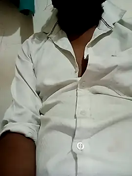 Snapshot of Prajakta123 chatting on June 24, 2026, 3:55 pm Prajakta123 online show from June 24, 2026, 3:55 pm