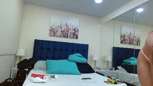 Snapshot of MaddieQuinn chatting on February 7, 2026, 1:37 pm MaddieQuinn online show from February 7, 2026, 1:37 pm