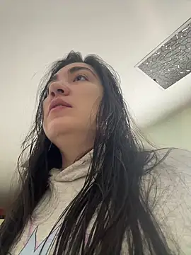 KathiaJenner online show from March 8, 2026, 10:41 am