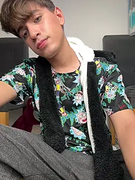 Naim TheKing online show from February 2, 2026, 4:33 am