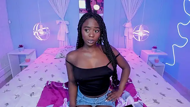 naomi campell online show from February 22, 2026, 5:55 pm