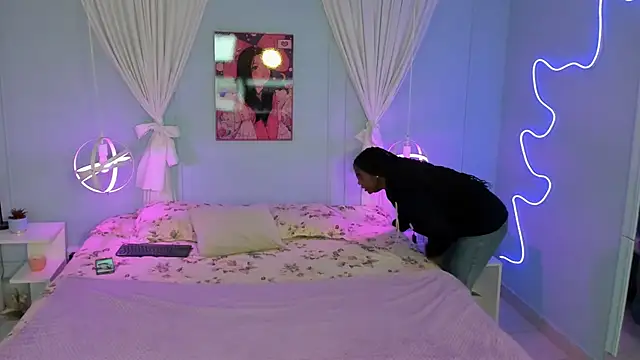 naomi campell online show from March 18, 2026, 7:39 pm