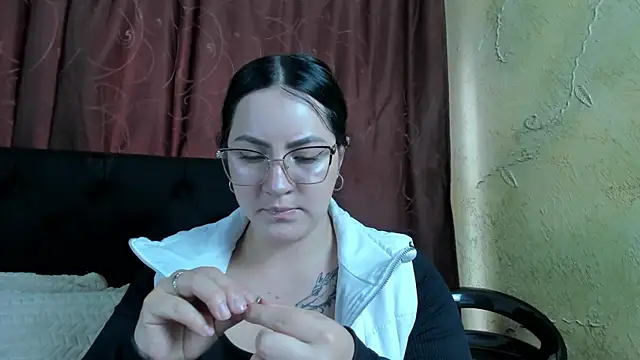 JeniferPowell nm online show from April 16, 2026, 5:58 pm