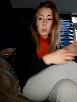 dewimp1 online show from April 8, 2026, 6:08 pm