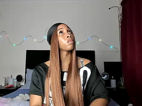 YourDreamReal online show from February 11, 2026, 3:33 am