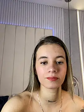 Snapshot of JuliaColemann chatting on February 13, 2026, 12:12 pm JuliaColemann online show from February 13, 2026, 12:12 pm