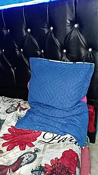 juanmaur22 online show from February 21, 2026, 9:16 pm