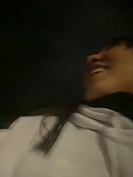 Snapshot of Sweet_t3Em chatting on May 14, 2026, 3:24 am Sweet t3Em online show from May 14, 2026, 3:24 am