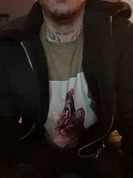 Snapshot of InkedGuy1 chatting on March 1, 2026, 9:28 pm InkedGuy1 online show from March 1, 2026, 9:28 pm