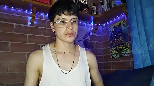 Snapshot of PaulDamico chatting on March 30, 2026, 9:49 pm PaulDamico online show from March 30, 2026, 9:49 pm