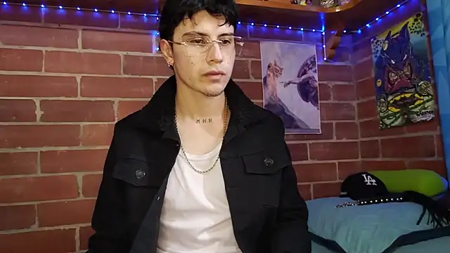 Snapshot of PaulDamico chatting on April 8, 2026, 1:00 pm PaulDamico online show from April 8, 2026, 1:00 pm