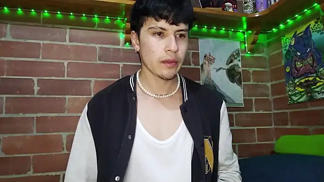 Snapshot of PaulDamico chatting on April 15, 2026, 11:50 am PaulDamico online show from April 15, 2026, 11:50 am