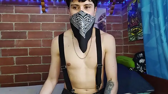 Snapshot of PaulDamico chatting on April 15, 2026, 7:58 pm PaulDamico online show from April 15, 2026, 7:58 pm