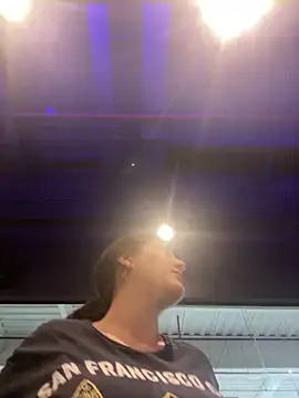 Snapshot of lizzy_luminair chatting on February 12, 2026, 11:33 pm lizzy luminair online show from February 12, 2026, 11:33 pm