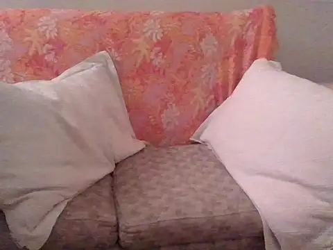 xox eatme online show from September 11, 2025, 11:43 am