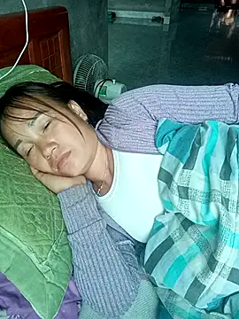 cutebobi online show from March 16, 2026, 5:44 am