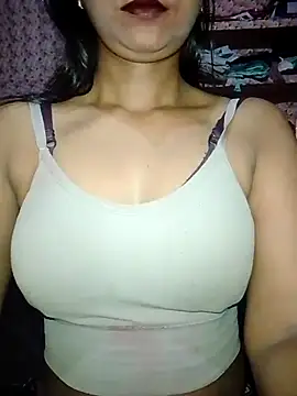 Snapshot of Ayesha_Khan1 chatting on April 15, 2026, 10:54 pm Ayesha Khan1 online show from April 15, 2026, 10:54 pm